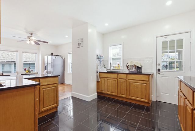 18 Pope St, Quincy, MA 02171