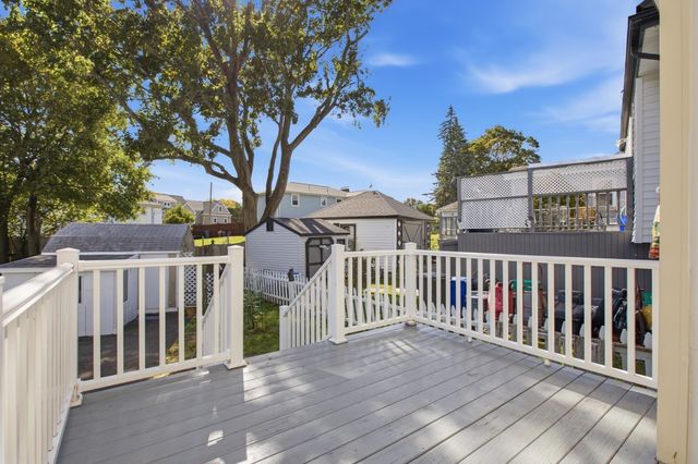 18 Pope St, Quincy, MA 02171