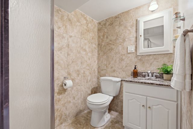 18 Pope St, Quincy, MA 02171