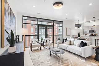 1002 Division St Apt 403, Nashville, TN 37203
