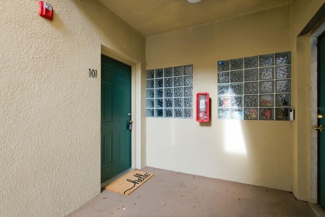 6004 PORTSDALE PLACE 101, Riverview, FL 33578