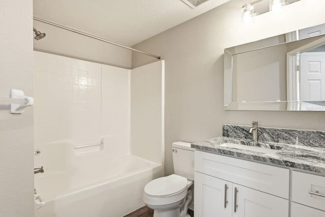 6004 PORTSDALE PLACE 101, Riverview, FL 33578
