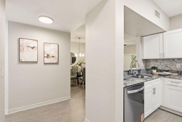6004 PORTSDALE PLACE 101, Riverview, FL 33578