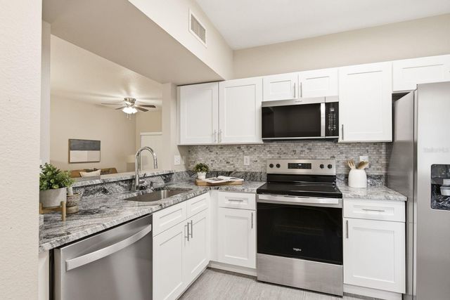 6004 PORTSDALE PLACE 101, Riverview, FL 33578
