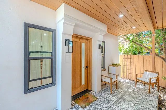 1755 N Western, Los Angeles, CA 90027