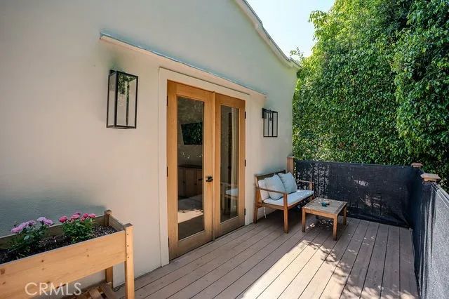 1755 N Western, Los Angeles, CA 90027