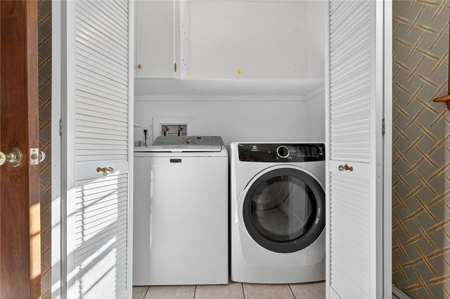 26 Windward Drive, Westerly, RI 02891