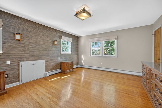 26 Windward Drive, Westerly, RI 02891