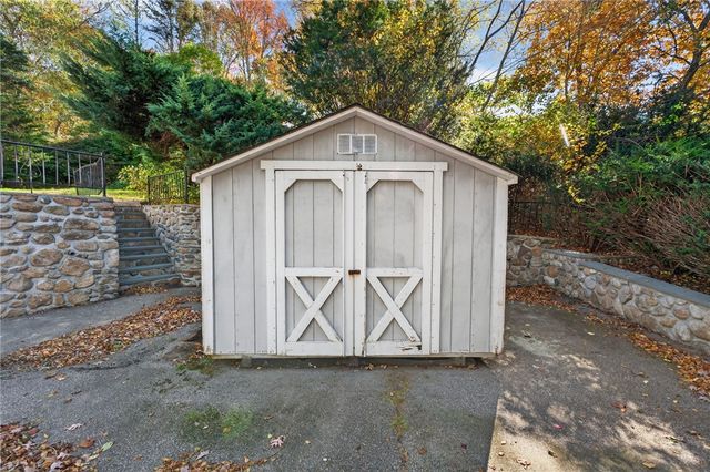 26 Windward Drive, Westerly, RI 02891