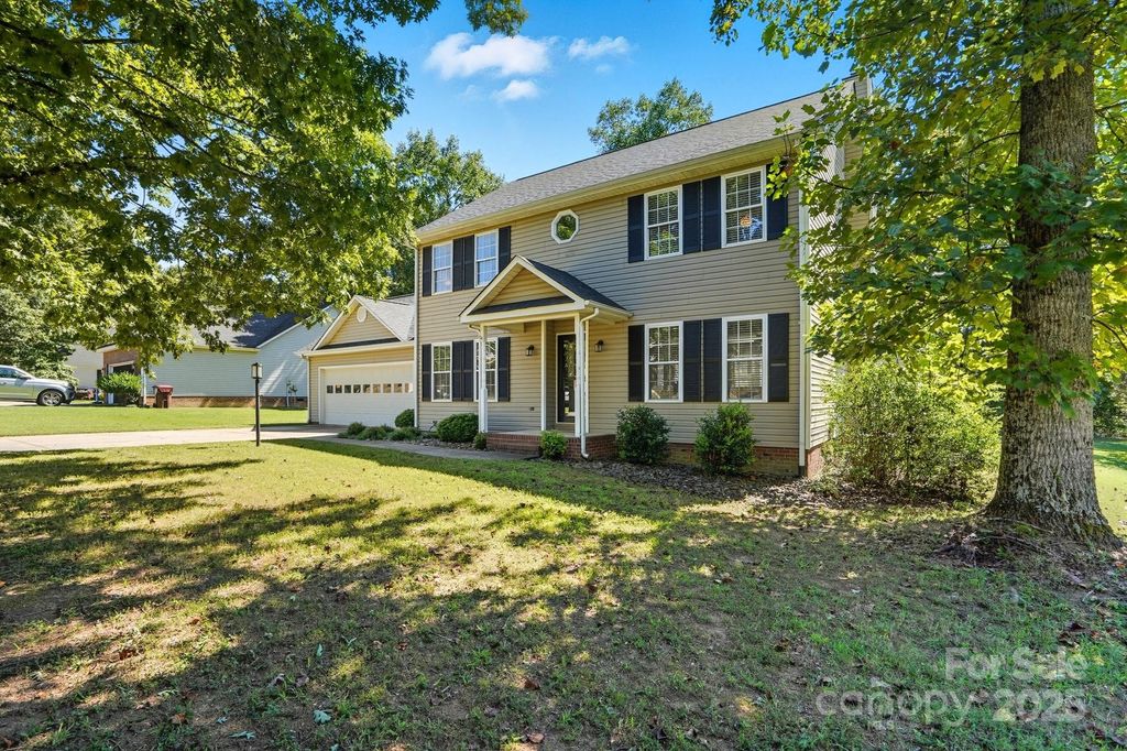 125 Stonehaven Court, Salisbury, NC 28146