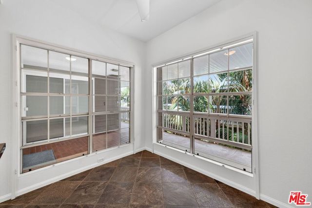 4346 Redwood Avenue A203, Marina Del Rey, CA 90292
