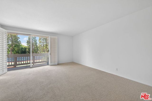 4346 Redwood Avenue A203, Marina Del Rey, CA 90292