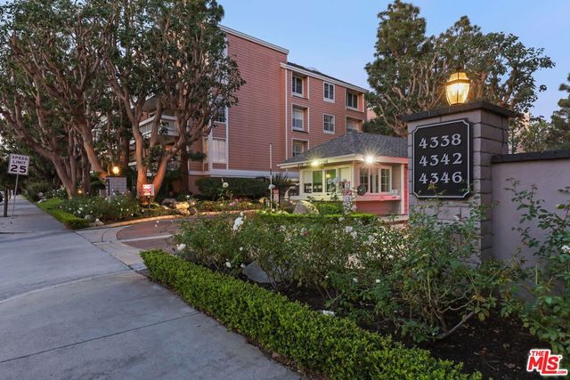 4346 Redwood Avenue A203, Marina Del Rey, CA 90292