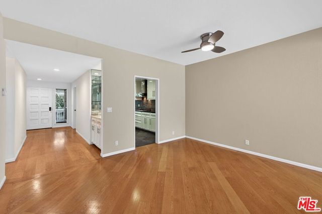 4346 Redwood Avenue A203, Marina Del Rey, CA 90292