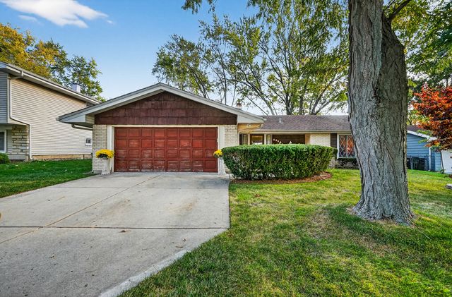 1355 Blair Lane, Hoffman Estates, IL 60169
