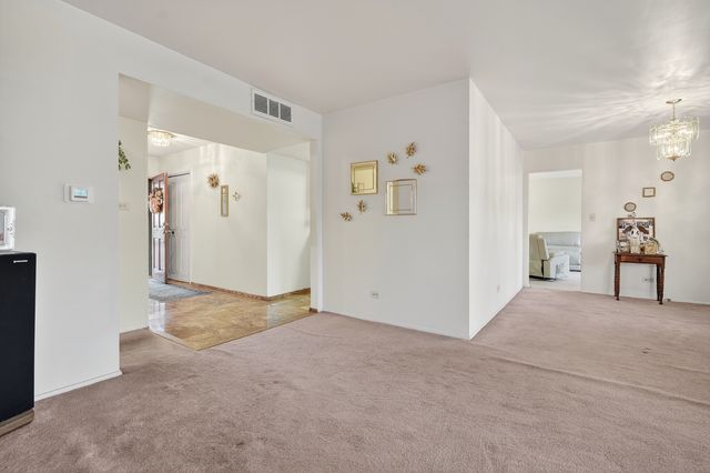 1355 Blair Lane, Hoffman Estates, IL 60169