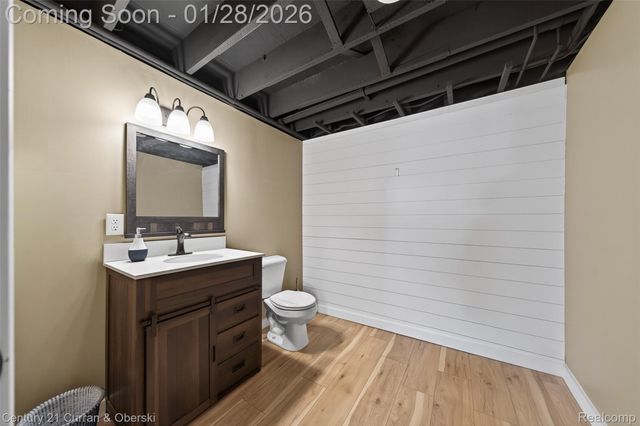 48645 Sutton Bay Court, Shelby Charter Township, MI 48315