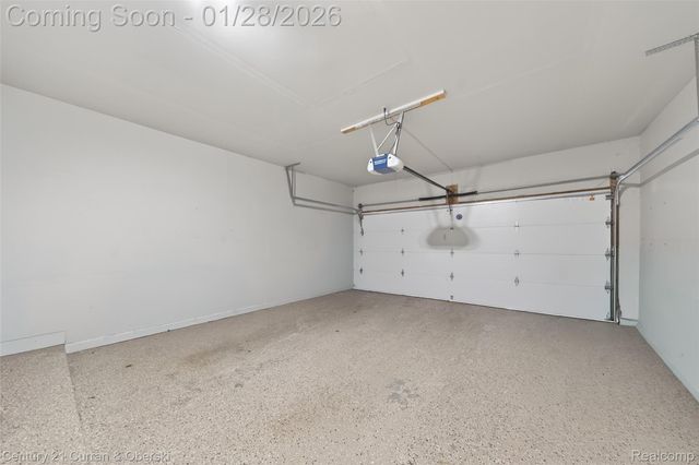 48645 Sutton Bay Court, Shelby Charter Township, MI 48315