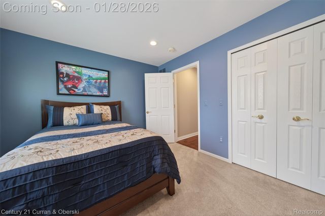 48645 Sutton Bay Court, Shelby Charter Township, MI 48315