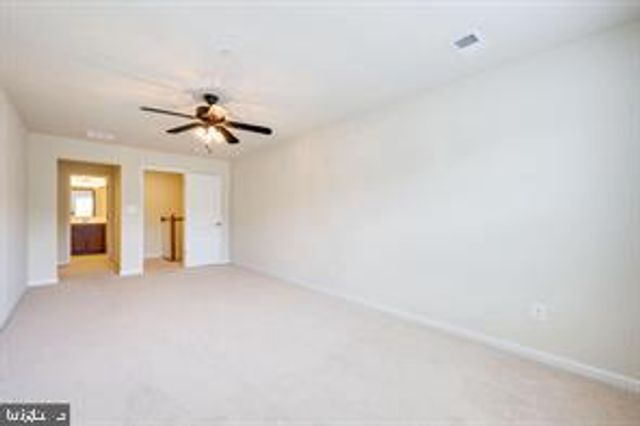 4896 DANE RIDGE CIR, Woodbridge, VA 22193