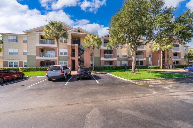 1939 SUMMER CLUB DRIVE 115, Oviedo, FL 32765