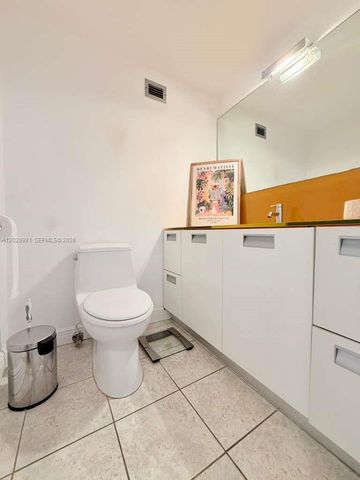 100 Lincoln Rd 1423, Miami Beach, FL 33139