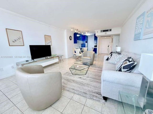 100 Lincoln Rd 1423, Miami Beach, FL 33139
