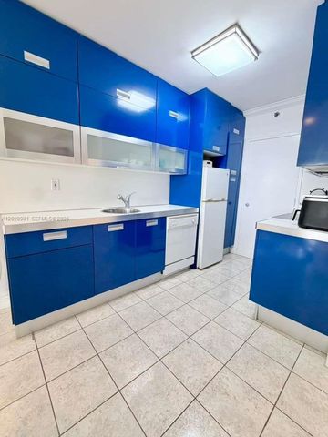 100 Lincoln Rd 1423, Miami Beach, FL 33139