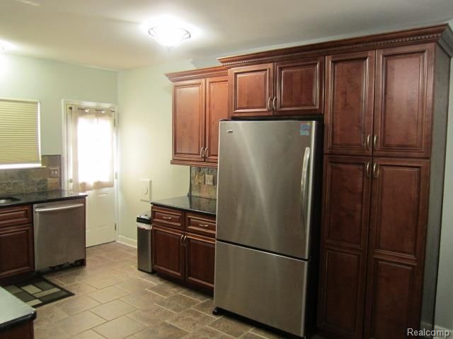 42039 Merrimac Circle, Clinton Township, MI 48038