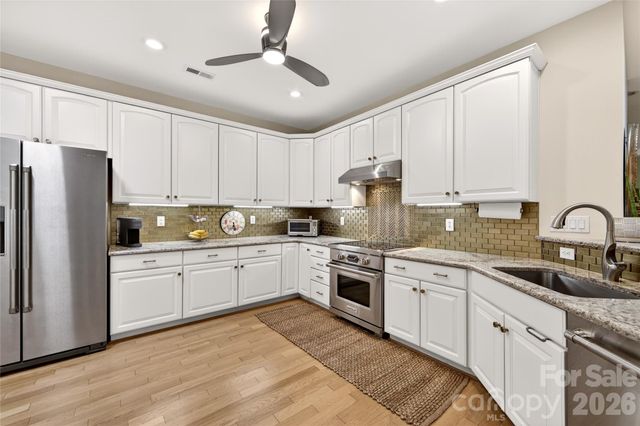 8847 Grand Oak Drive, Charlotte, NC 28277