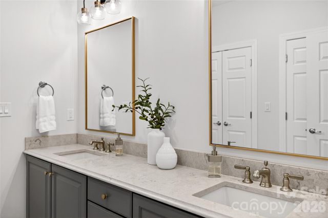 8847 Grand Oak Drive, Charlotte, NC 28277