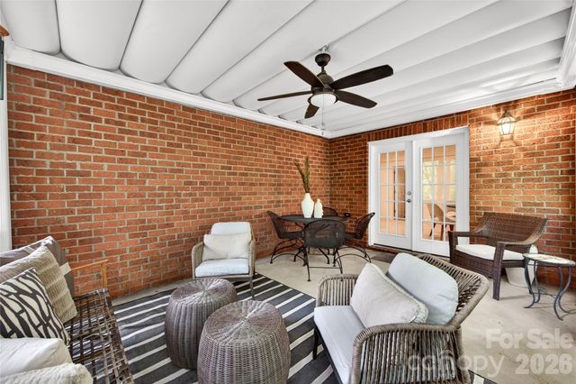 8847 Grand Oak Drive, Charlotte, NC 28277