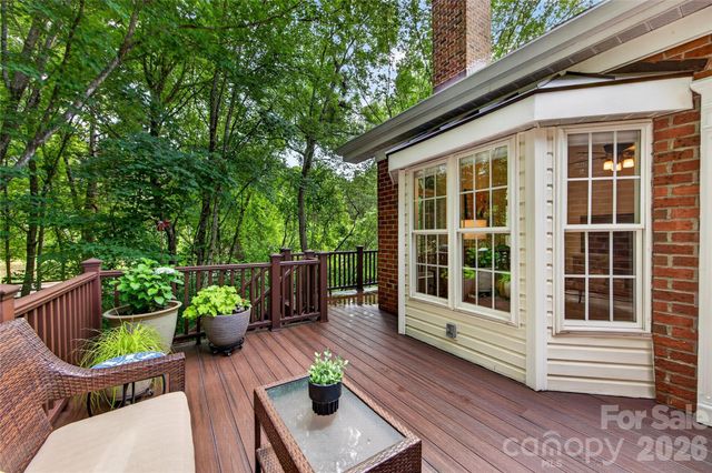 8847 Grand Oak Drive, Charlotte, NC 28277