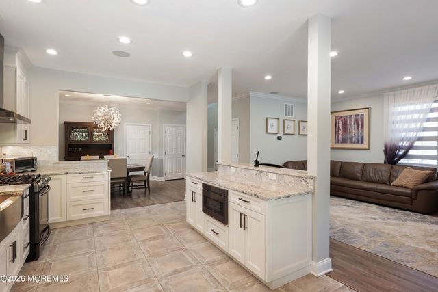9 Chatsworth Road, Manalapan, NJ 07726