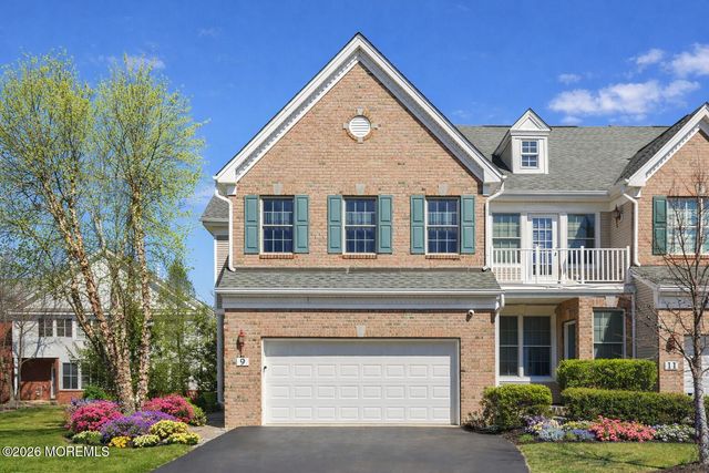 9 Chatsworth Road, Manalapan, NJ 07726