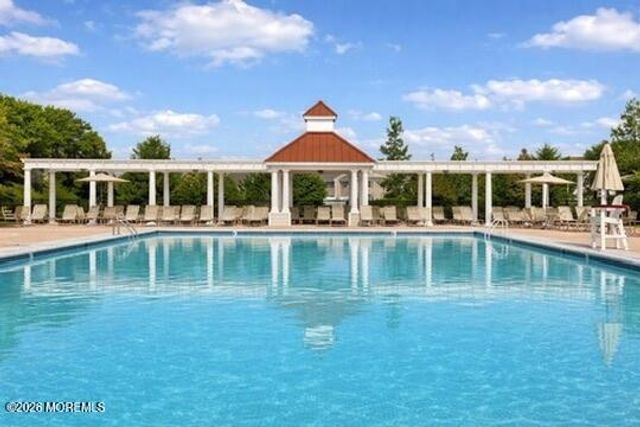 9 Chatsworth Road, Manalapan, NJ 07726