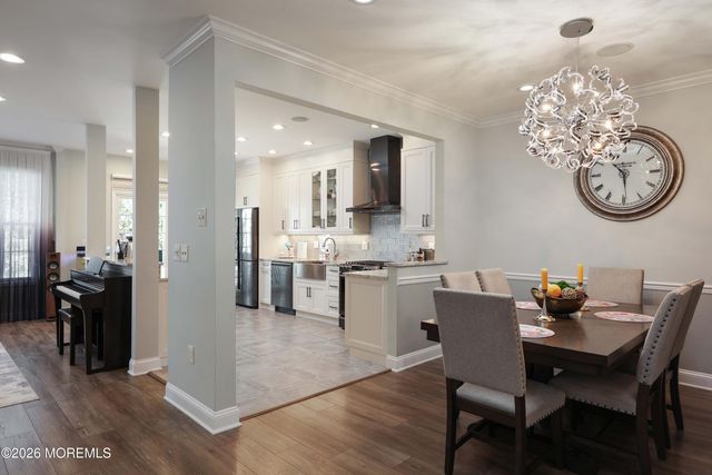 9 Chatsworth Road, Manalapan, NJ 07726