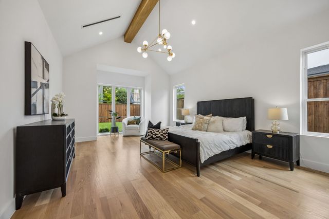 6421 Royal Lane, Dallas, TX 75230