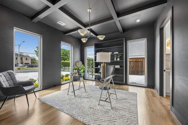 6421 Royal Lane, Dallas, TX 75230