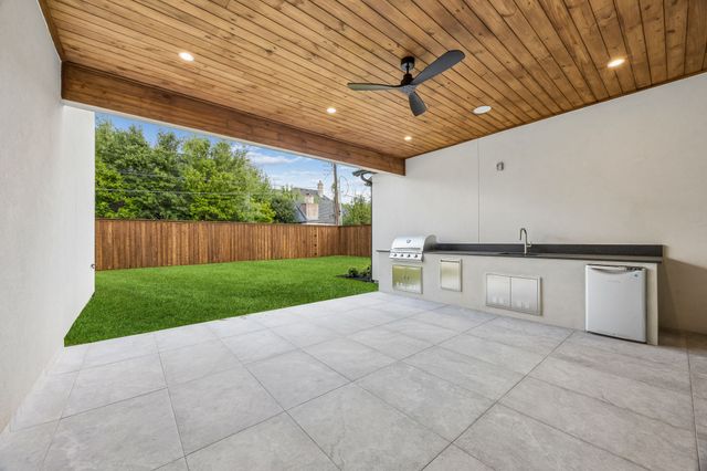 6421 Royal Lane, Dallas, TX 75230