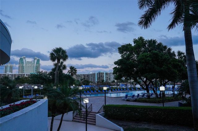 500 Three Islands Blvd 106, Hallandale Beach, FL 33009