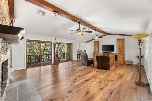 318 Remington, Bergheim, TX 78004