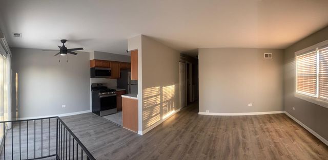 544 Wynn Court 544, Wheeling, IL 60090