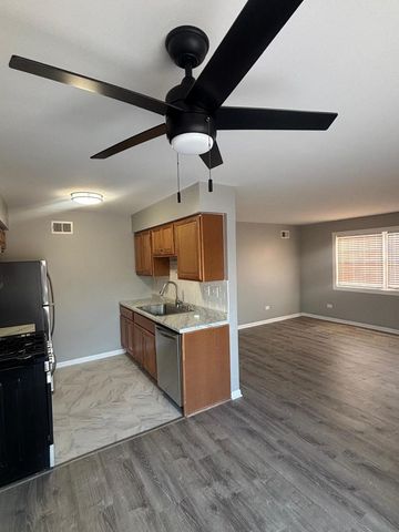 544 Wynn Court 544, Wheeling, IL 60090