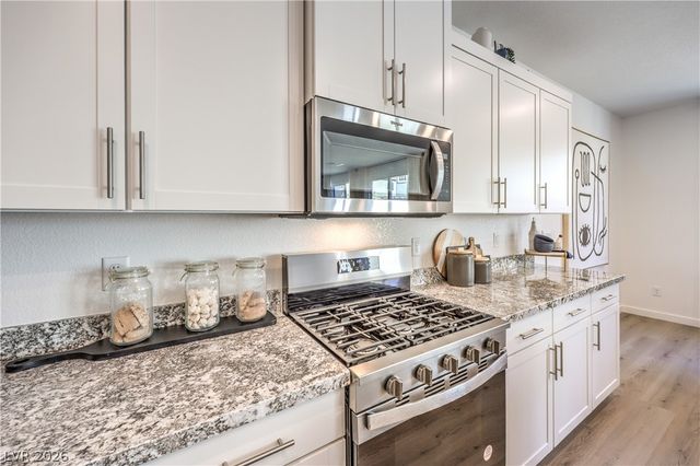 3833 Hibiscus Haven Avenue, North Las Vegas, NV 89081