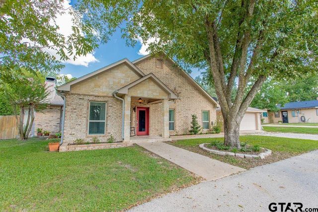 315 Hide Away Ln East, Hideaway, TX 75771