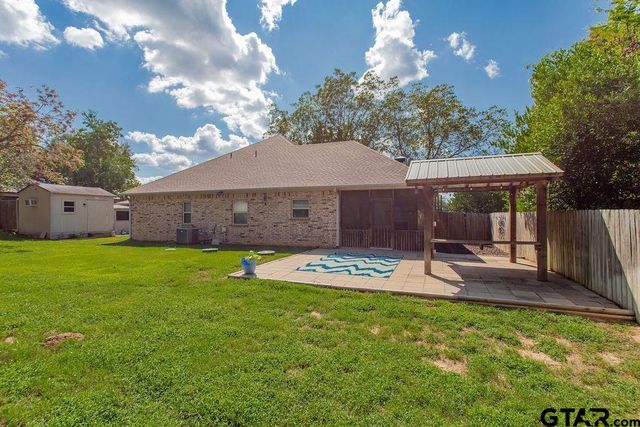 315 Hide Away Ln East, Hideaway, TX 75771