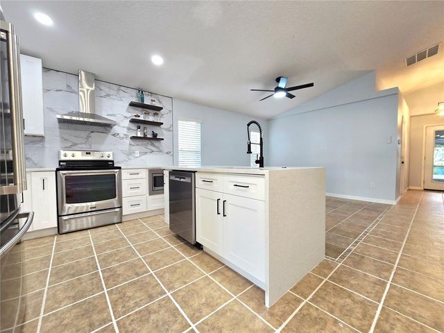 531 1ST AVENUE, Altamonte Springs, FL 32714