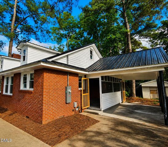 1018 E 9th Street, Lumberton, NC 28358