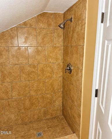 1018 E 9th Street, Lumberton, NC 28358